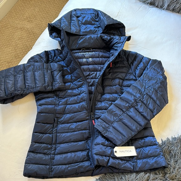 Deep blue, common, navy, medium Nautica packable,light weight jacket women - Picture 4 of 5